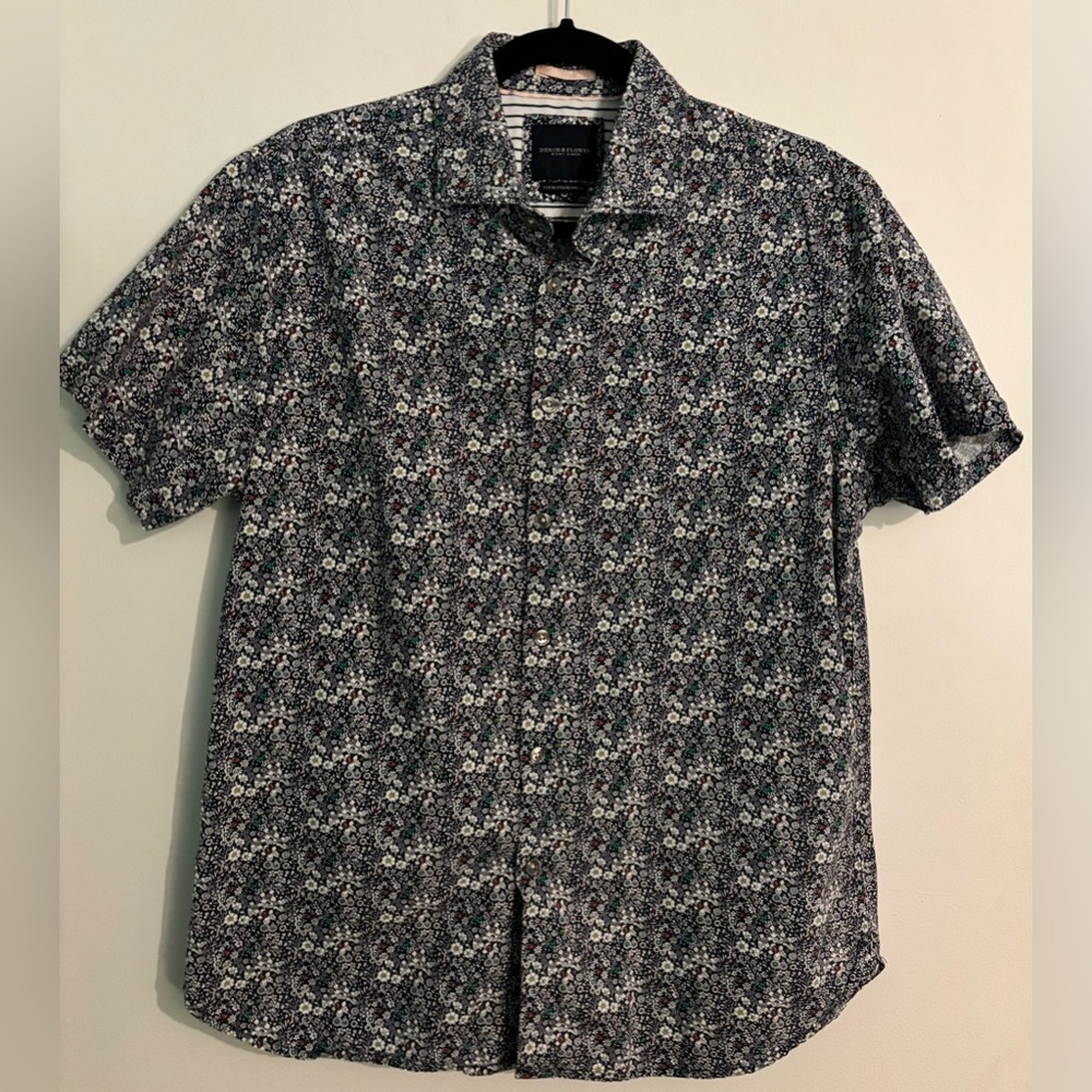 Denim & Flower Ricky Singh Mens Short Sleeve Floral Woven Button Down Shirt Sz M